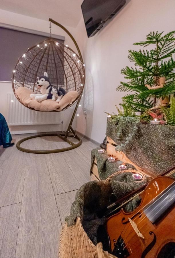 Forest Work & Relax Accommodation Overstone Eksteriør bilde