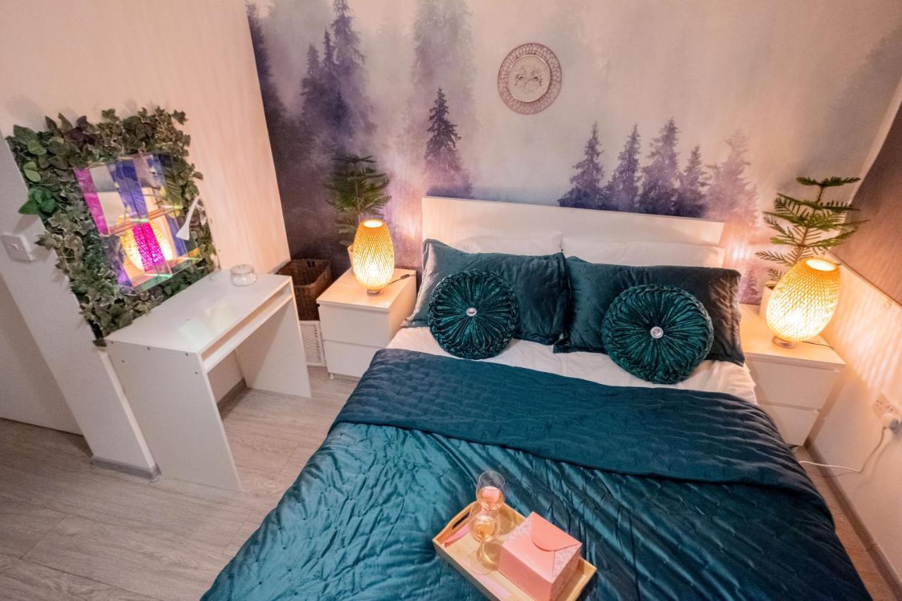Forest Work & Relax Accommodation Overstone Eksteriør bilde